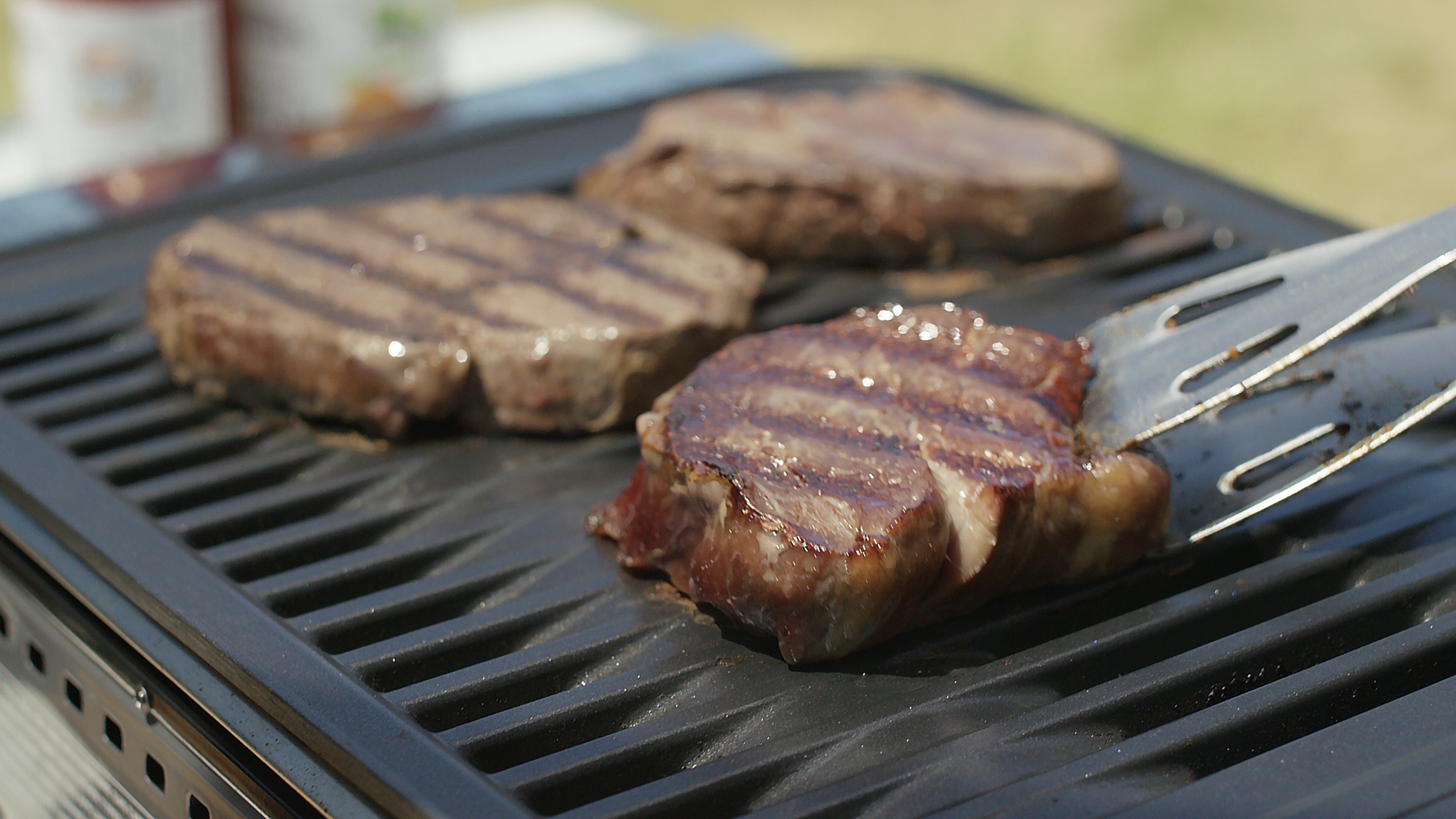 How to Clean a Cast Iron Skillet – Must Love Camping